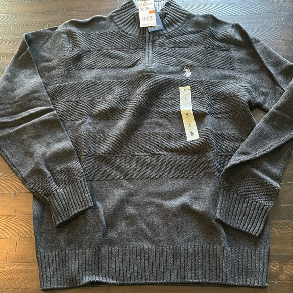 US Polo Assn Qtr Zip Sweater‎ - Picture 1 of 4